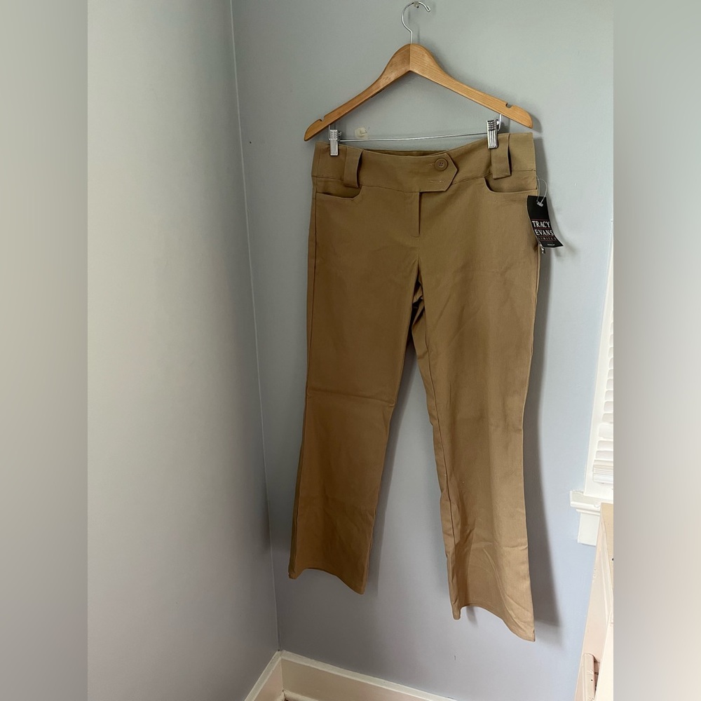 Tracy Evans Tan Straight Leg Pants,‎ light corduroy mid rise